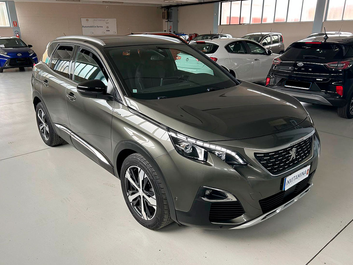 PEUGEOT 3008