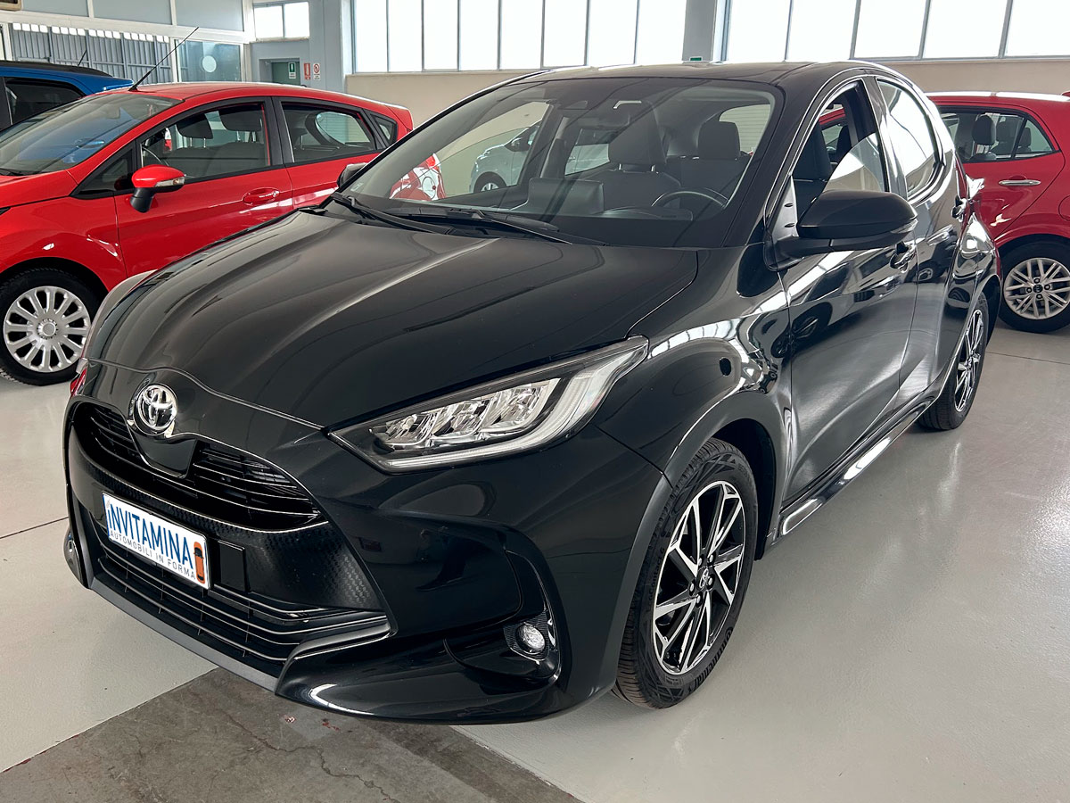 TOYOTA YARIS